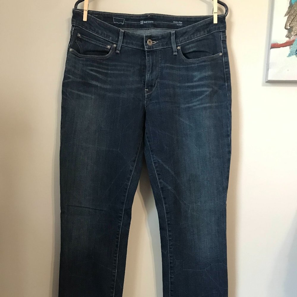 Levi's Bold Curve size 33 Modern Rise Straight